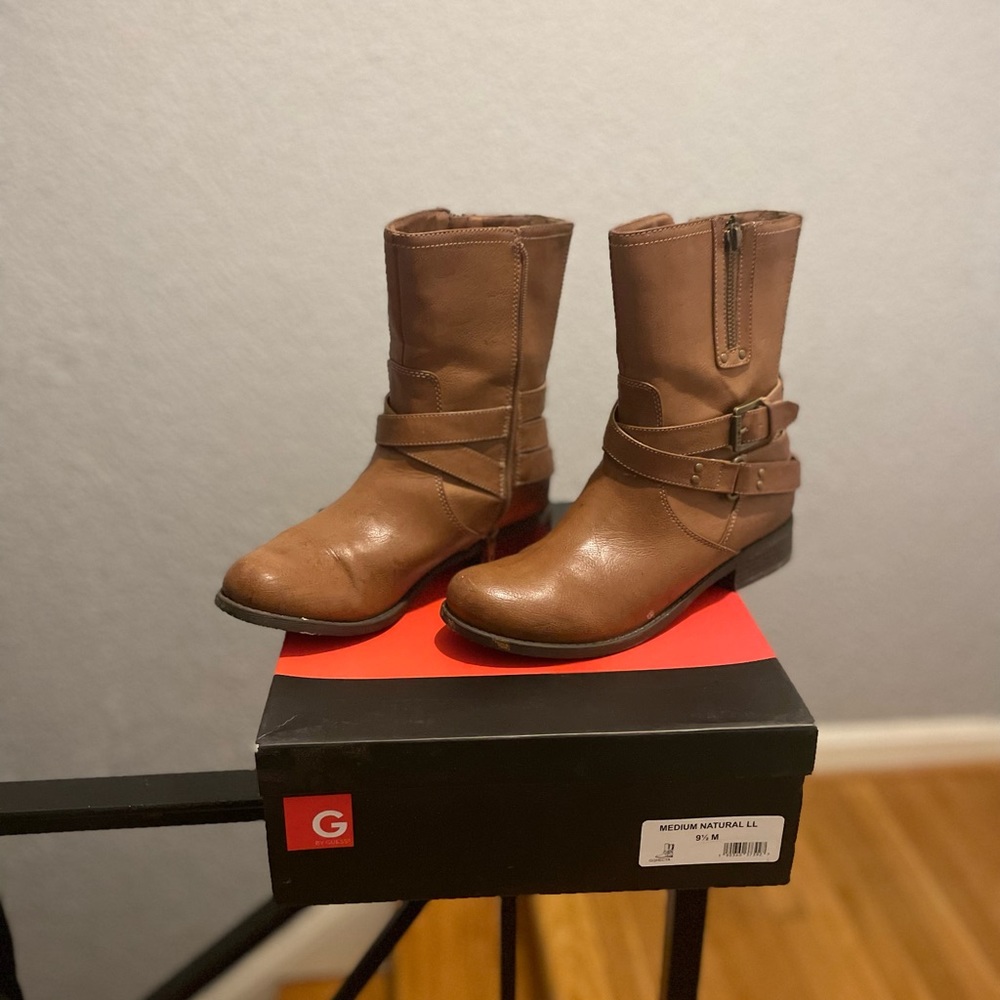 G by Guess GGHECTA Short Boots. Size 9 1/2.